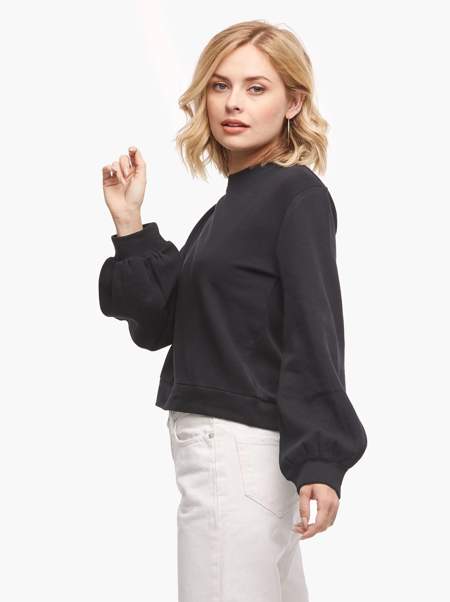 Sonu Feminine Sweatshirt